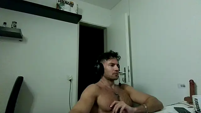 alpha-hunk webcam