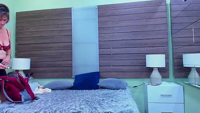 Hadde_multisquirt webcam