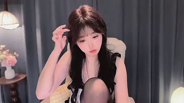 yaiyigirl (F teen) - 暖暖下半身