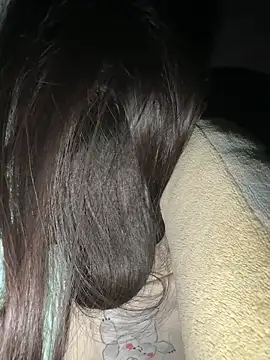 molihua_7788 (Ask my age) - 偷偷到前妻家，趁他睡着侵犯她，有没有大哥支持一下