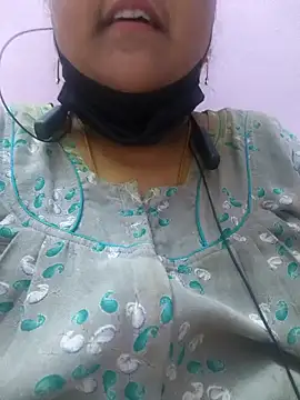 villageanuty (F milf) - Ticket Show