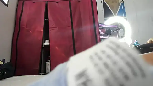 emily_stars1 - Emily_stars1's free webcam - UK Sex Cams