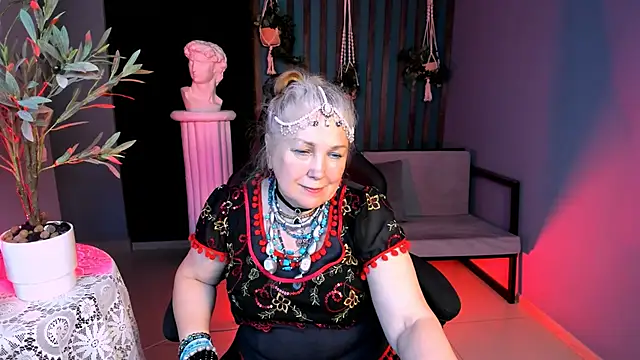 LilaMaharani Live Cam