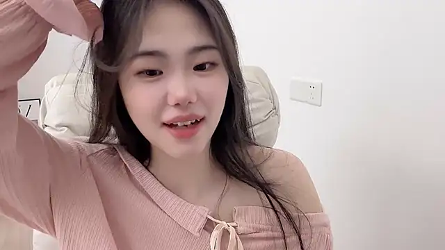 suki-1 (F young) - 打屁屁5下