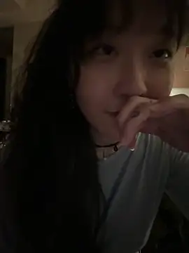 美女Etherealcat33在线直播