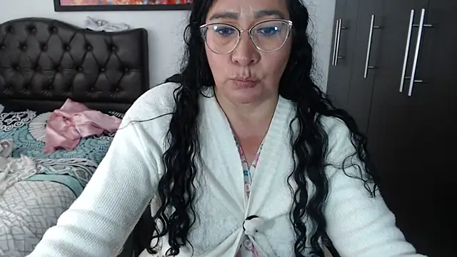 Grace_mature_milf webcam