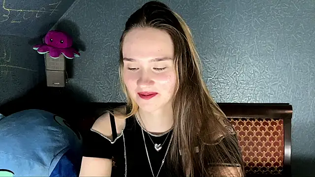 CarmelaLiebherr webcam