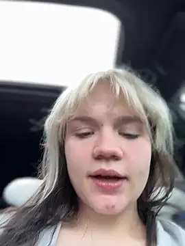 Cutiepiespanks's live cam