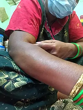 Tamilselviroja- webcam