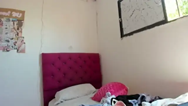 emily_stars1 - Emily_stars1's free webcam - UK Sex Cams