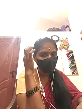 Tamil_Yalini12 webcam