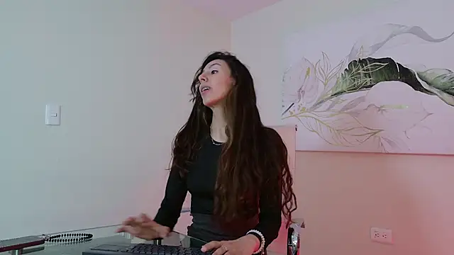 luna_willians - Luna_willians's free webcam - UK Sex Cams