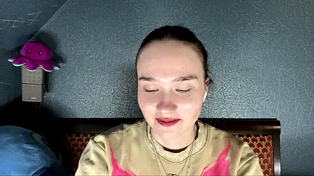 CarmelaLiebherr webcam