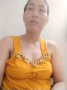 lris-Beauty77 webcam