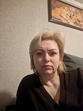 SylvieGold453 webcam