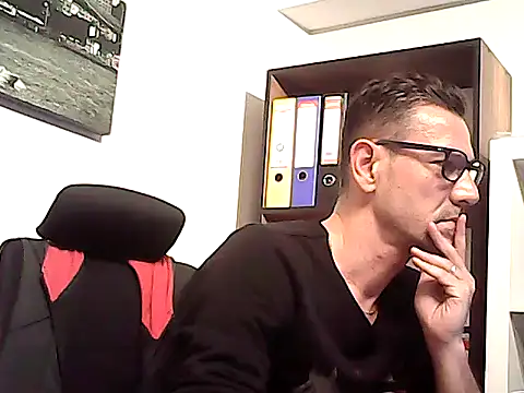 mastercharisma35 webcam