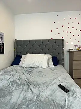 KarlaWild live sex cam