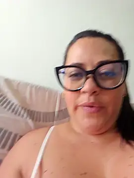 Webcam Model (Nicoleefaith_)  is live.Free join now!