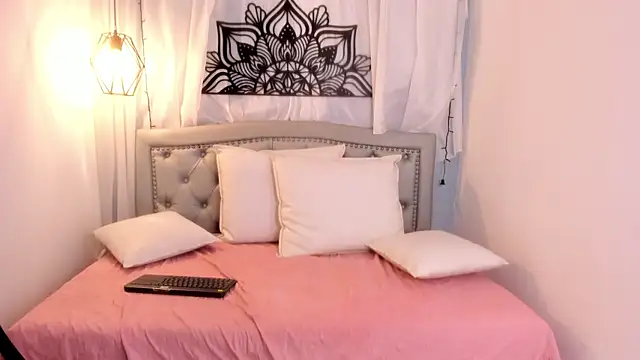 Dennise_Sinclair live sex cam