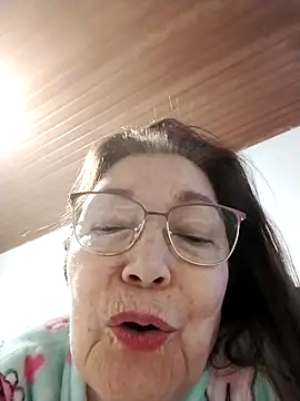 Webcam Model (Vicky_Rosse) is live