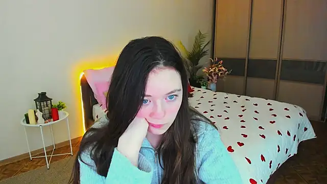 AlluringLookk webcam