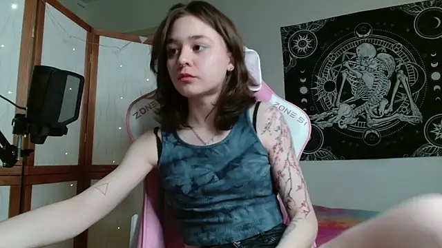 Mysterious_Toy webcam