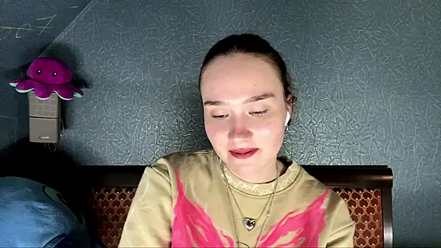 CarmelaLiebherr webcam