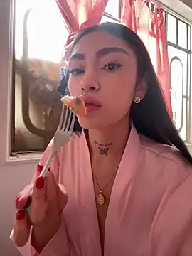 Webcam Model (Bonny_Eva)  is live.Free join now!