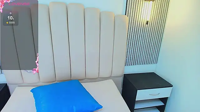 Celesste_doll webcam