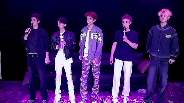 Gayboy-000001 webcam