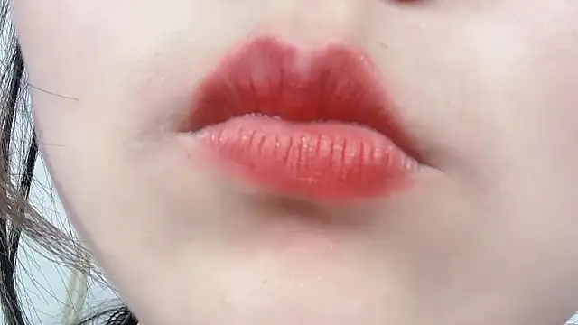 susu-36e - Susu-36E's free webcam - UK Sex Cams