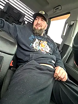 Beardedtattood webcam