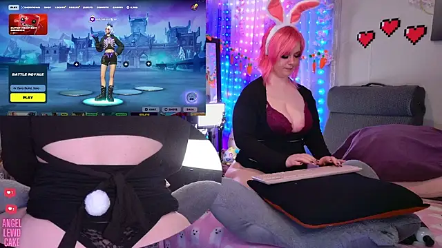 Angel-Lewd-Cake webcam