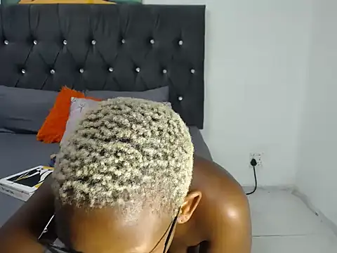 BootySoYummyX webcam