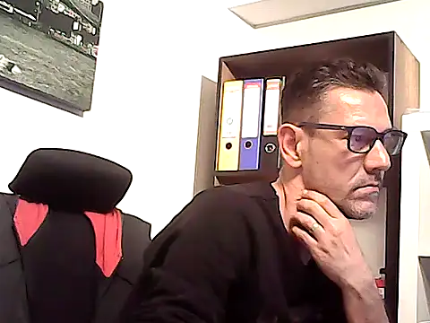 mastercharisma35 webcam