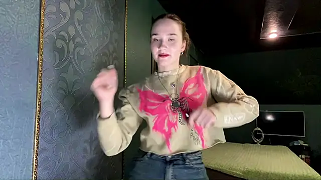 CarmelaLiebherr webcam