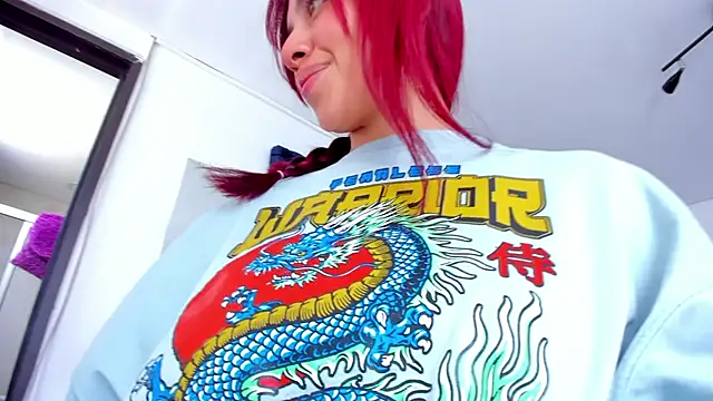 melanie_roux__ - Melanie_roux__'s free webcam - UK Sex Cams