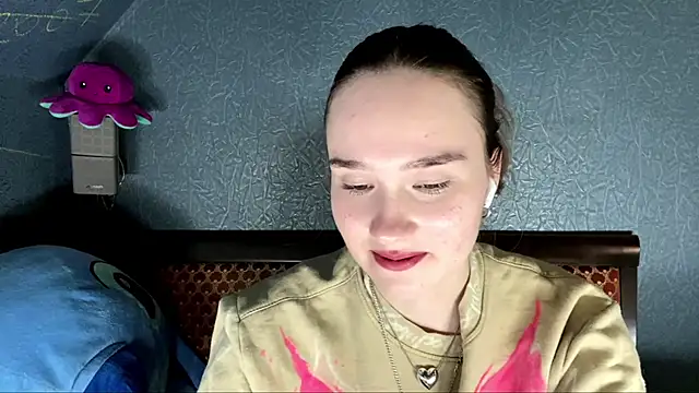 CarmelaLiebherr webcam