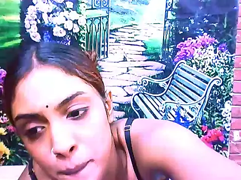 IndianPretty14u2Luv webcam