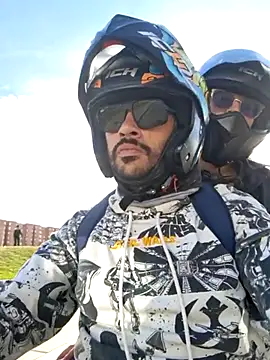 old_soul_and_young_spirit - Old_soul_and_young_spirit's free webcam - UK Sex Cams