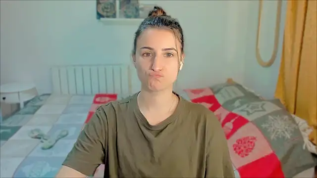 PumpkinCutiePie webcam