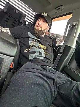 Beardedtattood's live cam