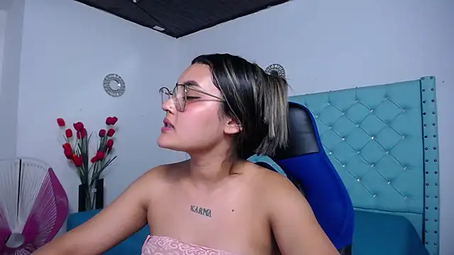 kathe-mills235 webcam