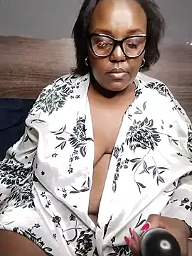 cherryyummy (F young) - Please HELP Me Pay My RENT Daddy..TY❤❤