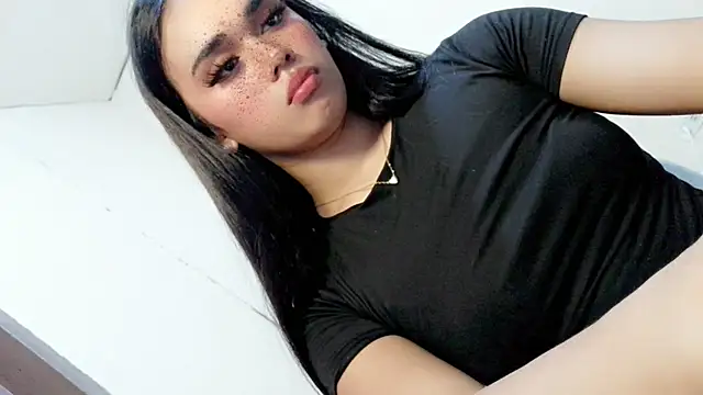 itsmadisonfucker (Ask my age) - TAKE MY FIRST CUM