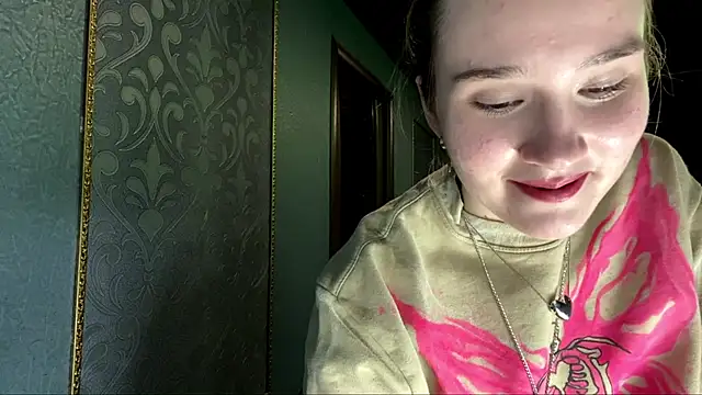 CarmelaLiebherr webcam