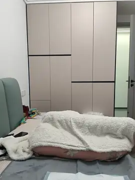 美女zzdd999在线直播