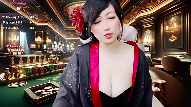 美女LuckyCute-Tutu在线直播