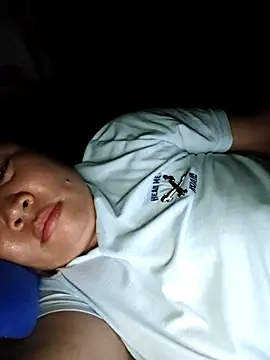 Sweetlorie_83 webcam