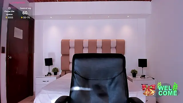 Alicee_Broownn webcam